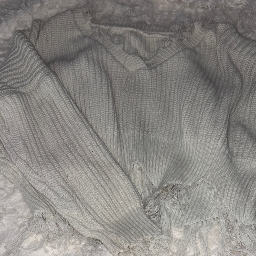 Cozy Fringed Knit Sweater - Gray